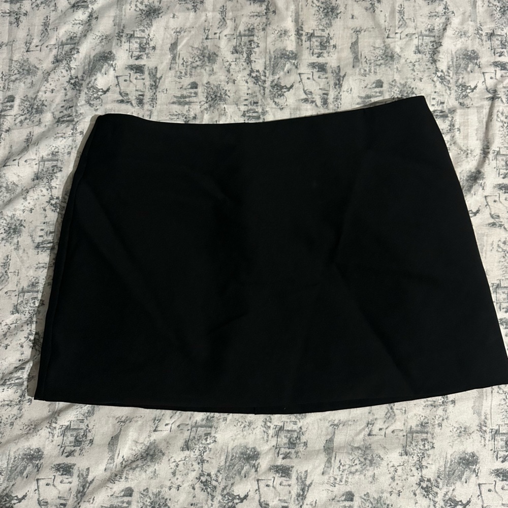 Forever 21 Black Mini Skirt